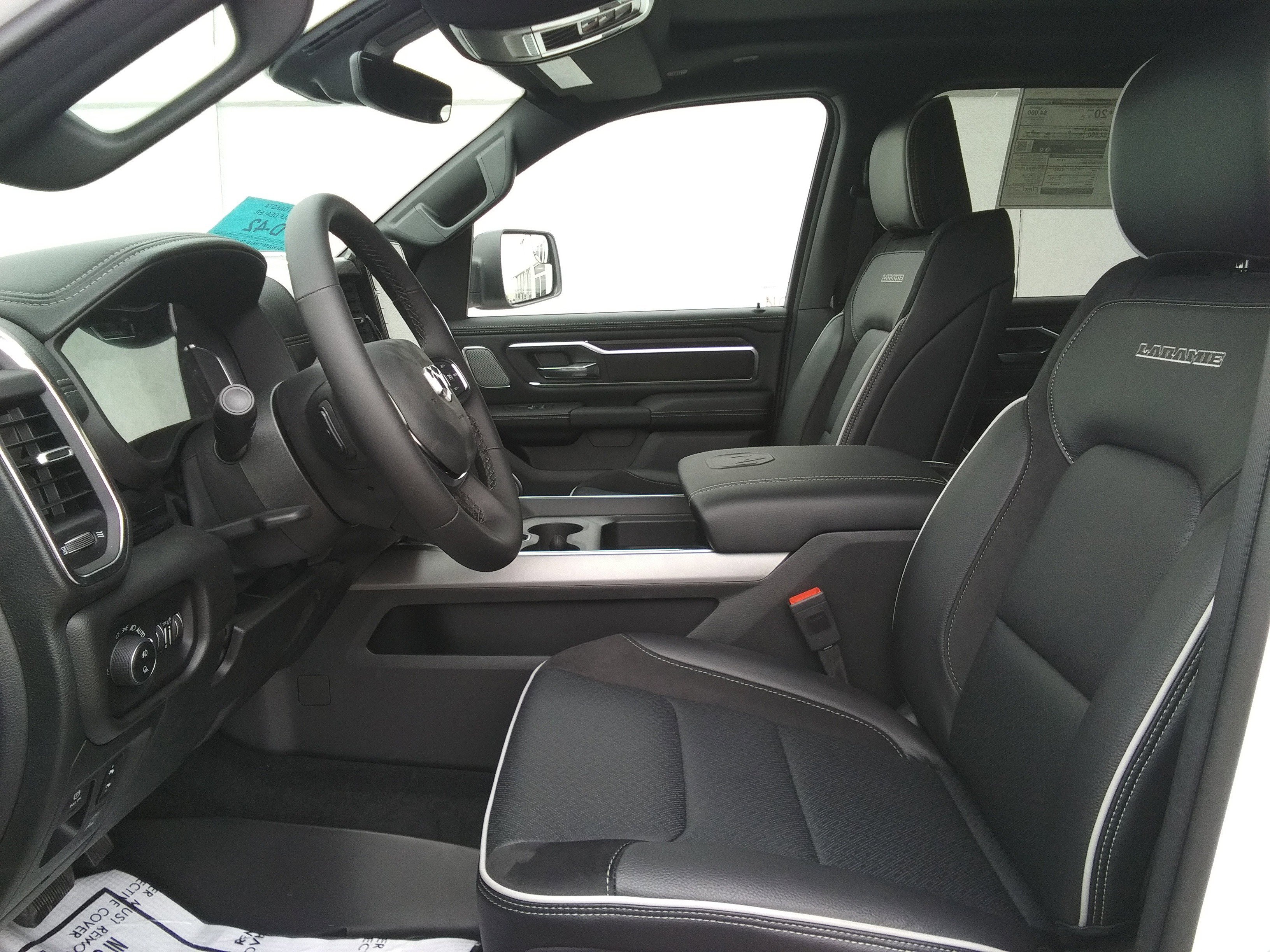 New 2026 Bright White Clear-Coat Exterior Paint RAM Laramie image 13