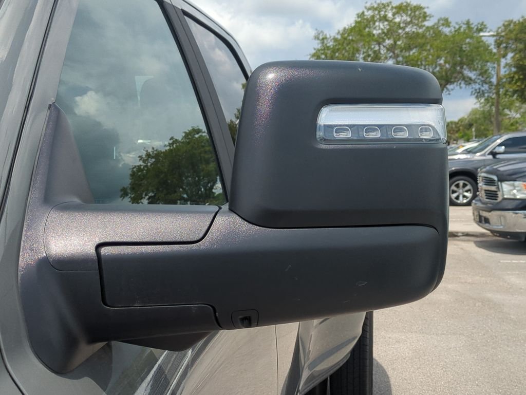 New 2026 Ceramic Gray Clear-Coat Exterior Paint RAM Laramie image 11