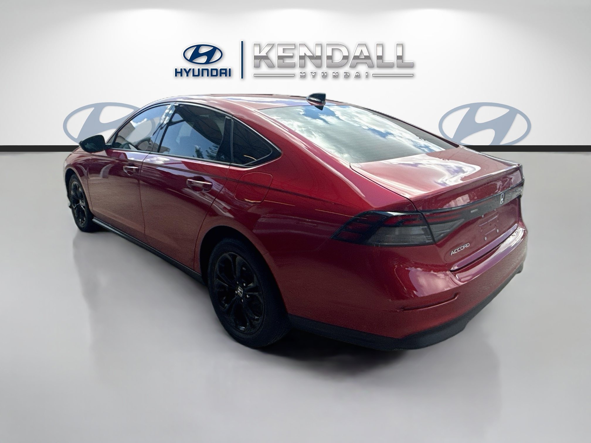 Used 2025 Radiant Red Metallic Honda SE image 4