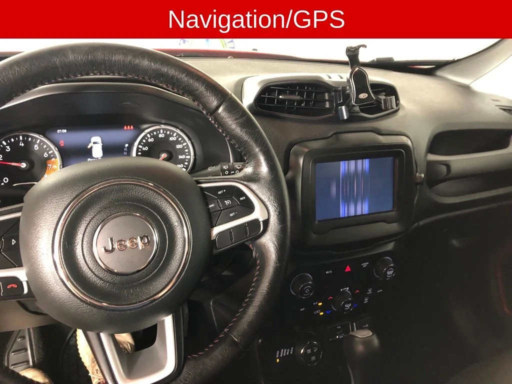Used 2019 Colorado Red Clearcoat Jeep Trailhawk image 3