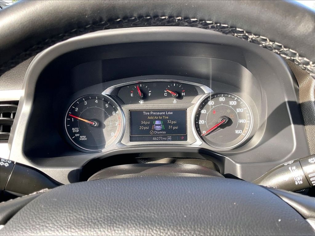 Used 2023 Summit White GMC SLT image 25