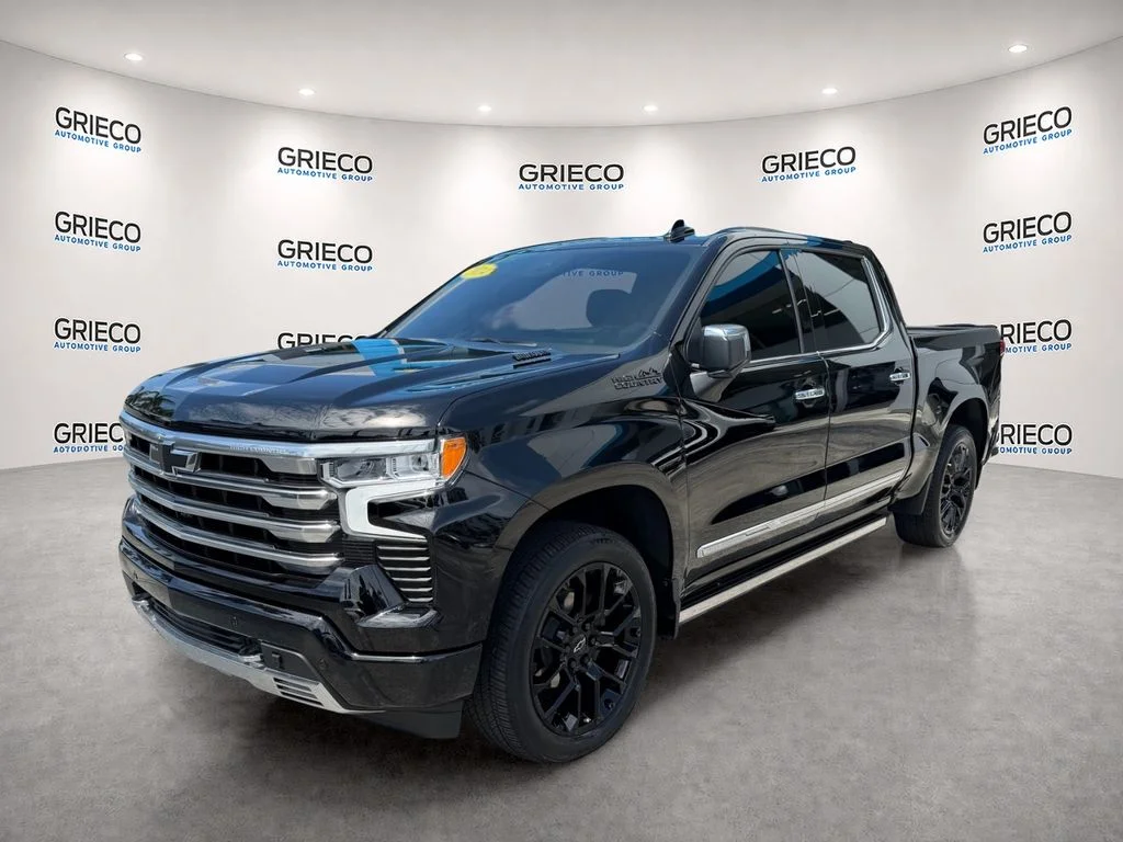 Used 2024 Black Chevrolet High Country image 3