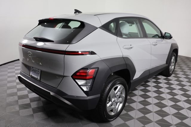 2024 Hyundai Kona SE - Photo 8