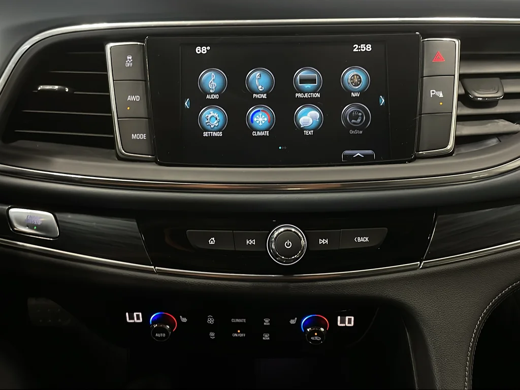 Used 2019 White Buick Essence image 32