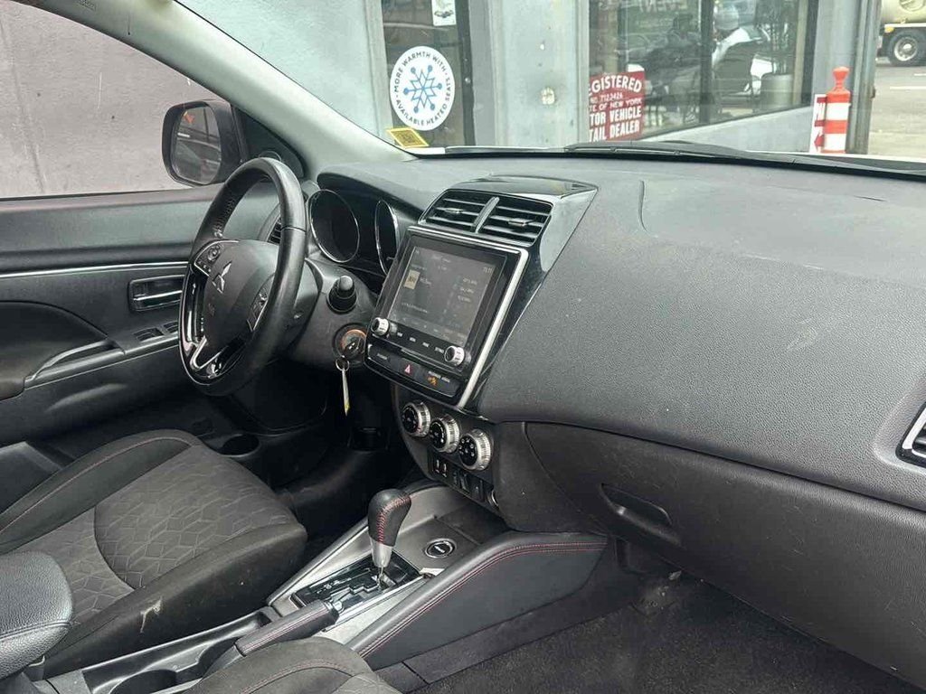 Used 2024 Gray Mitsubishi 2.0 LE image 12