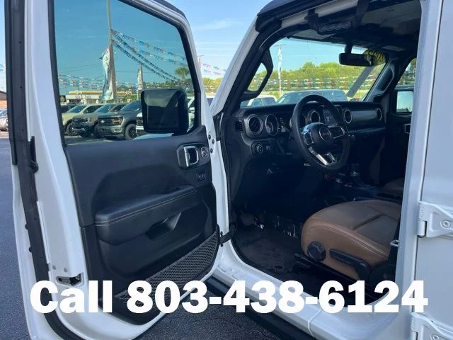 Used 2023 White Jeep Rubicon image 3