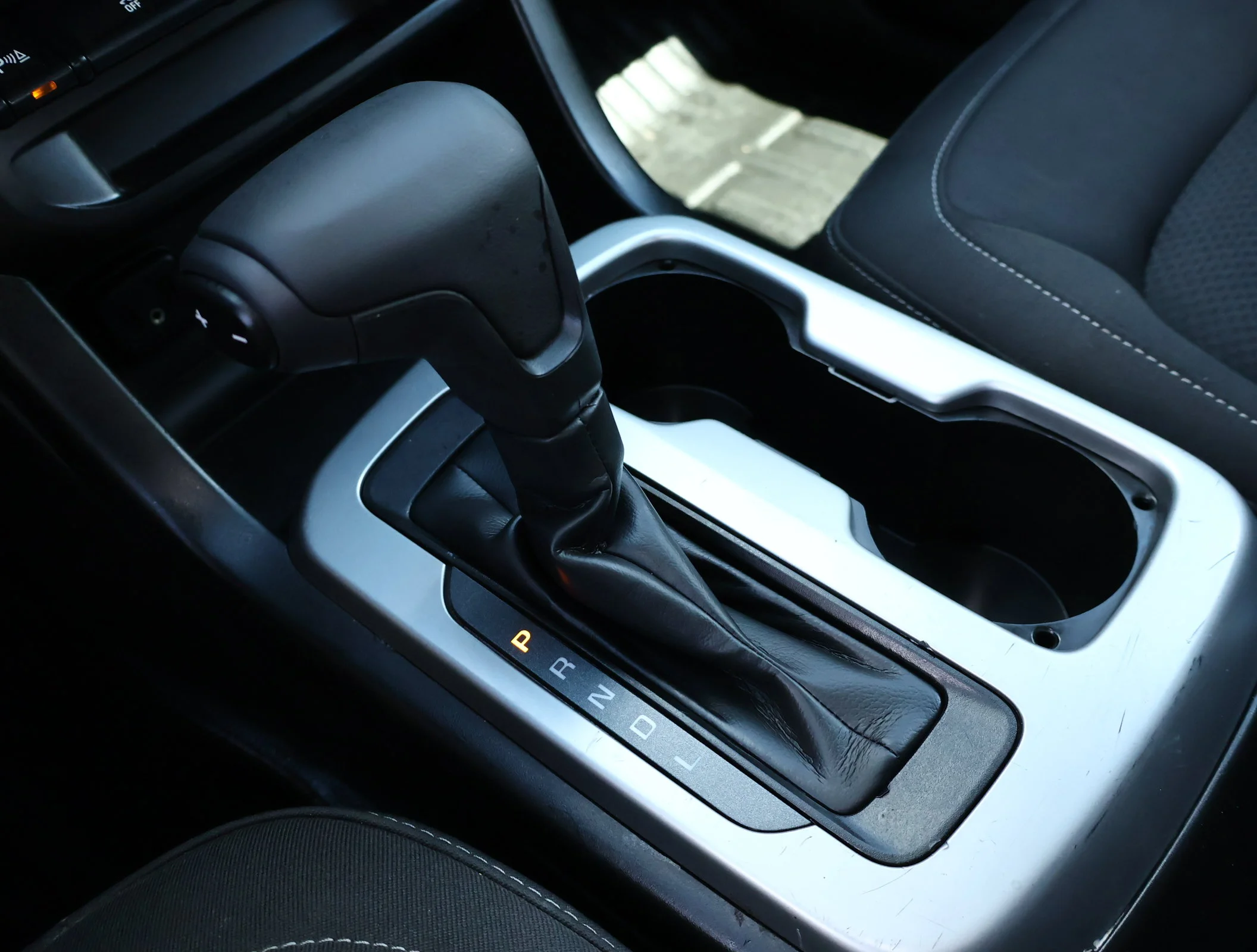 Used 2021 BLACK Chevrolet 2WD LT image 18