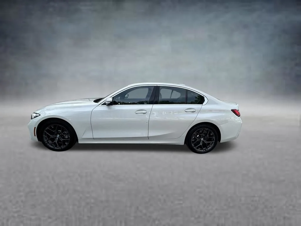 Used 2025 White BMW 330i image 4