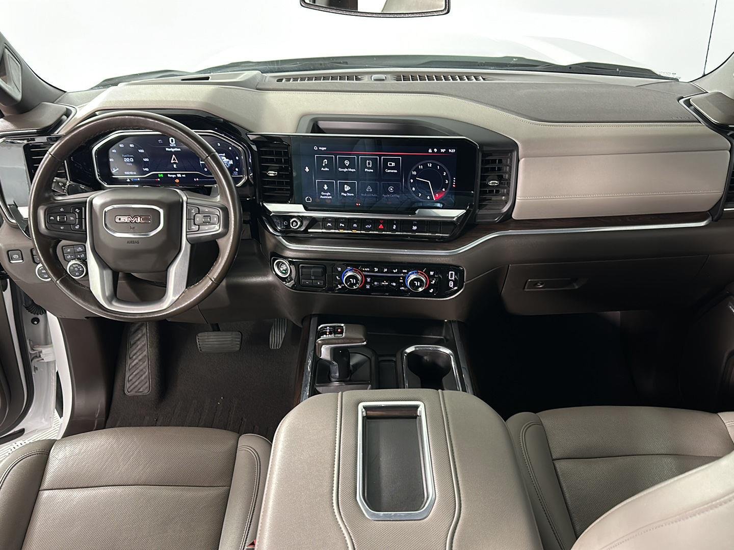 Used 2022 White Frost Tricoat GMC SLT image 26