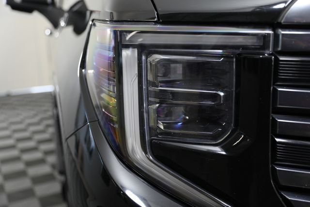 Used 2022 Black GMC AT4 image 29