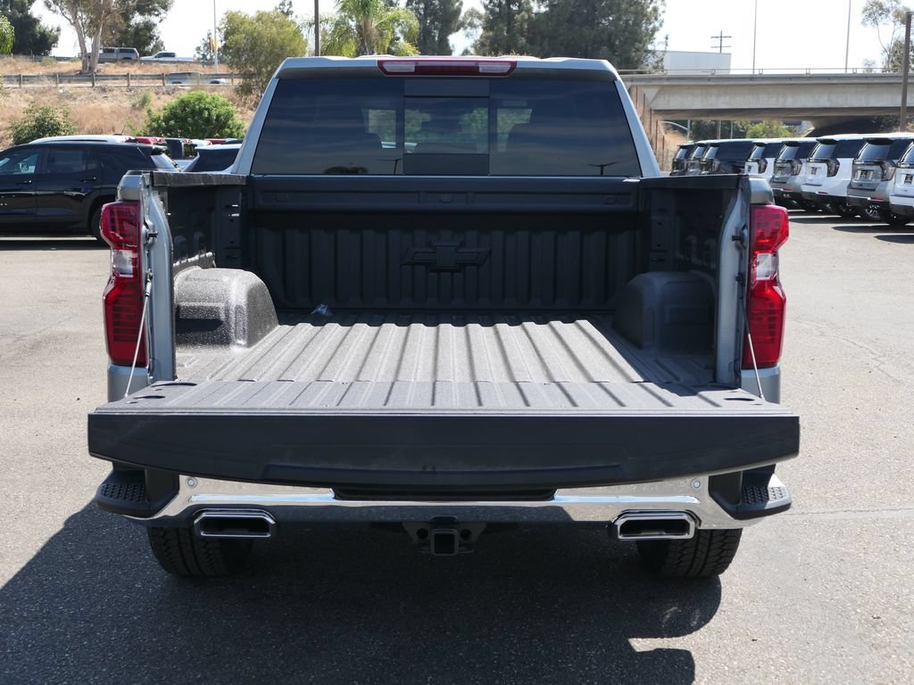 New 2026 Sterling Gray Metallic Chevrolet LT image 6