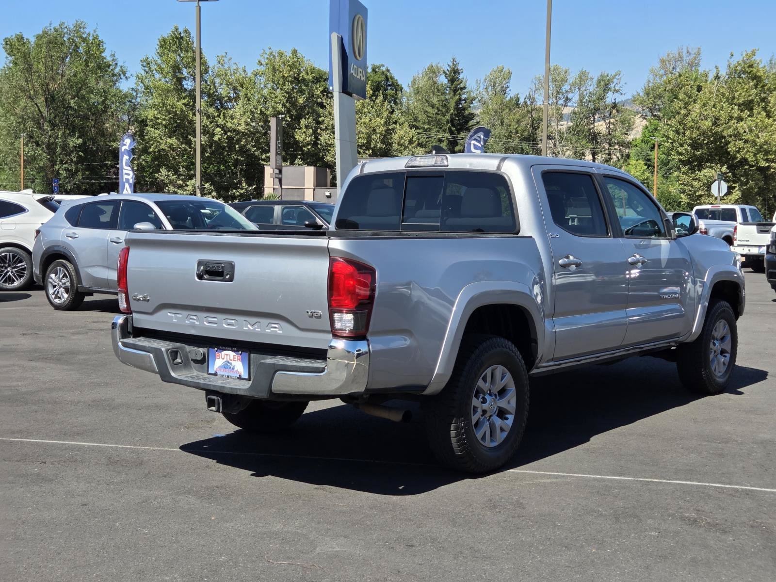 Used 2019 Silver Sky Metallic Toyota SR5 image 5