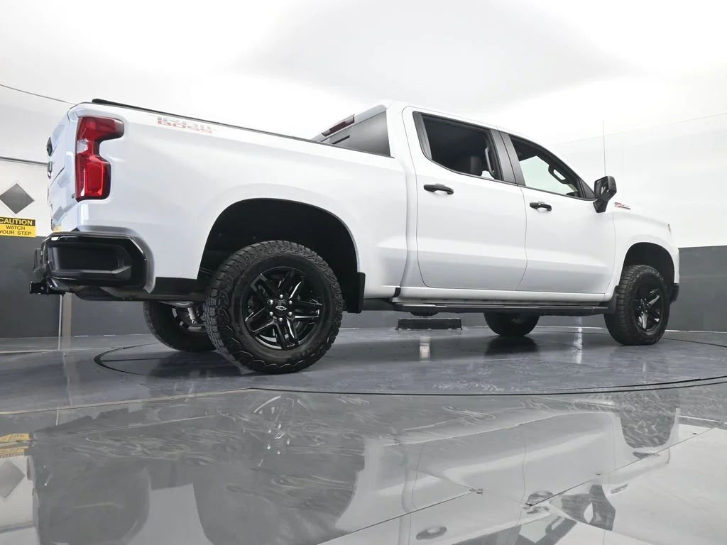 Used 2024 Summit White Chevrolet LT Trail Boss image 71
