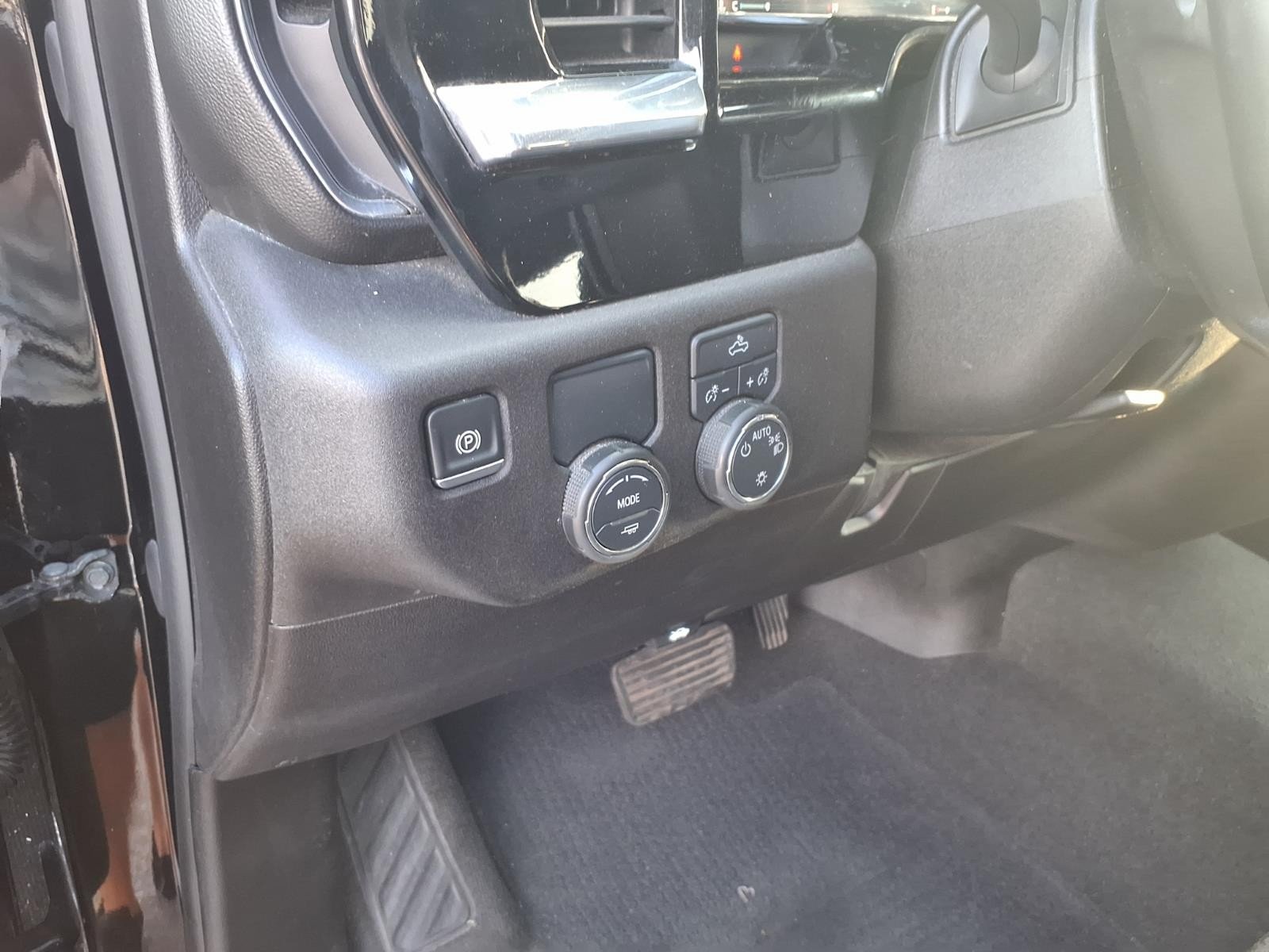 2025 Chevrolet Silverado 1500 LT Black at Robbins Nissan