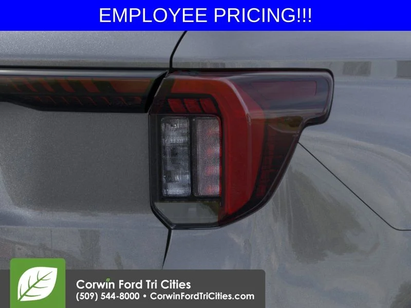 New 2026 Carbonized Gray Metallic Ford Tremor image 21