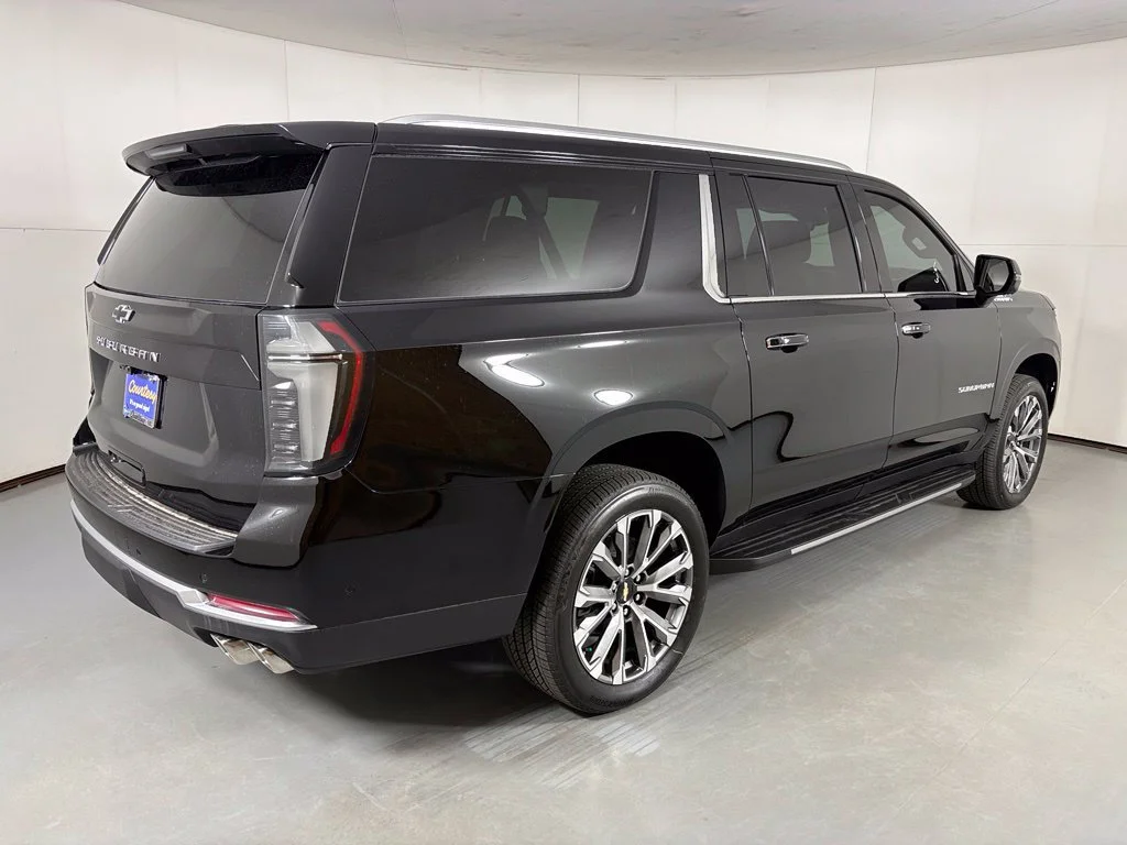 2026 Chevrolet Suburban High Country - Photo 10