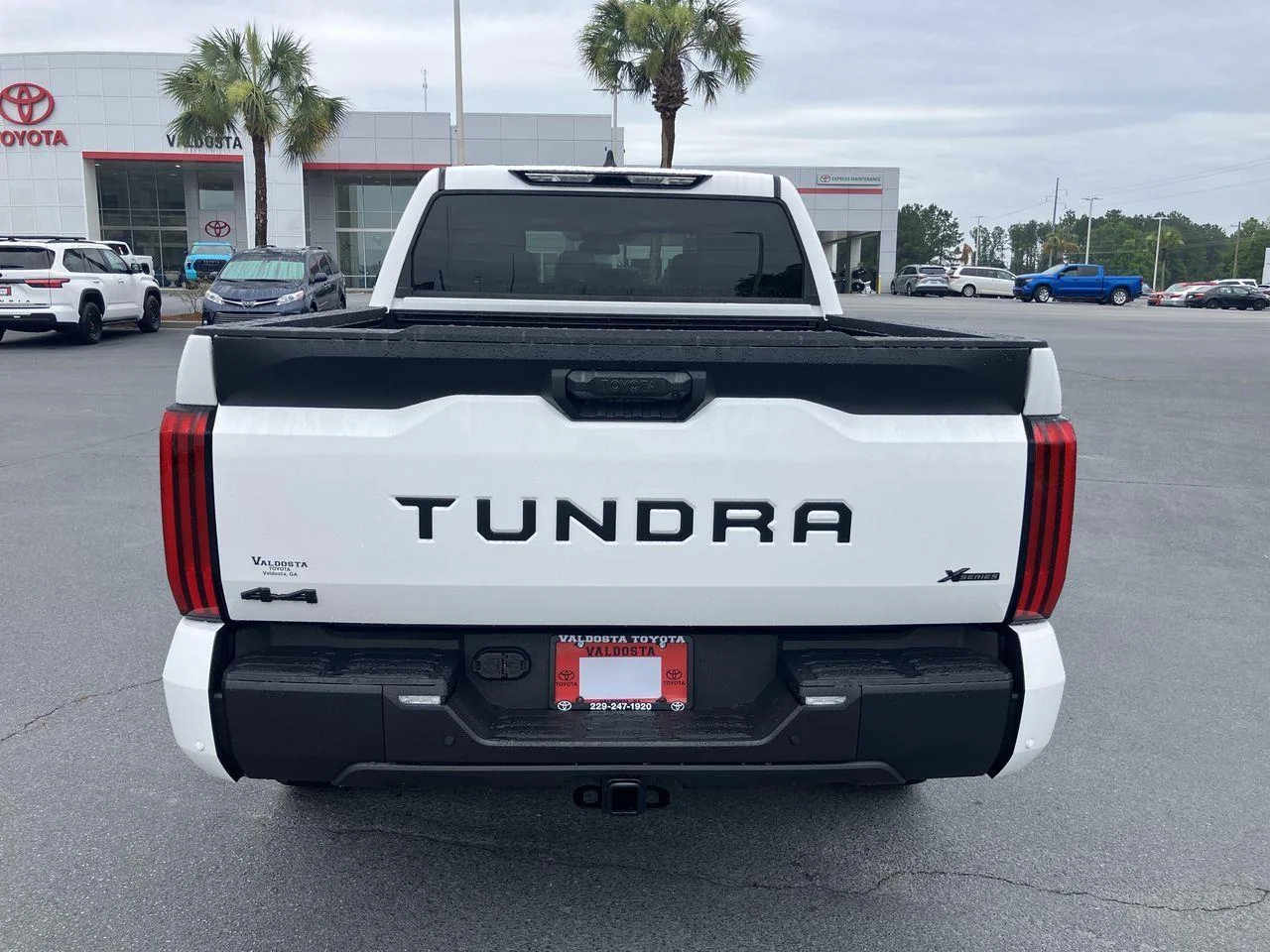 New 2026 Ice Cap Toyota SR5 image 4