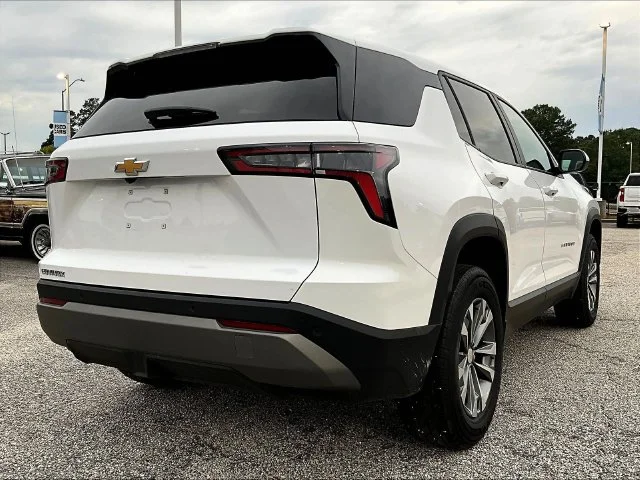 Used 2026 White Chevrolet LT image 4