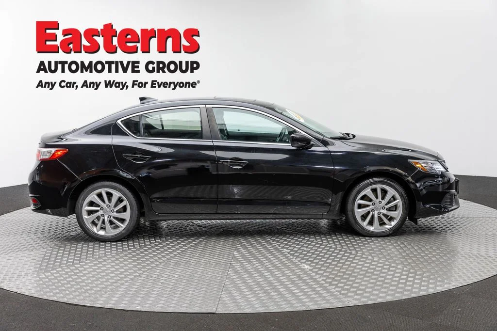 Used 2018 Black Acura 2.4L image 4