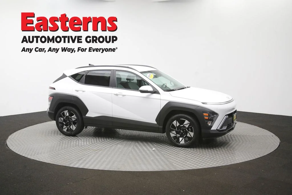 Used 2024 White Hyundai SEL image 46