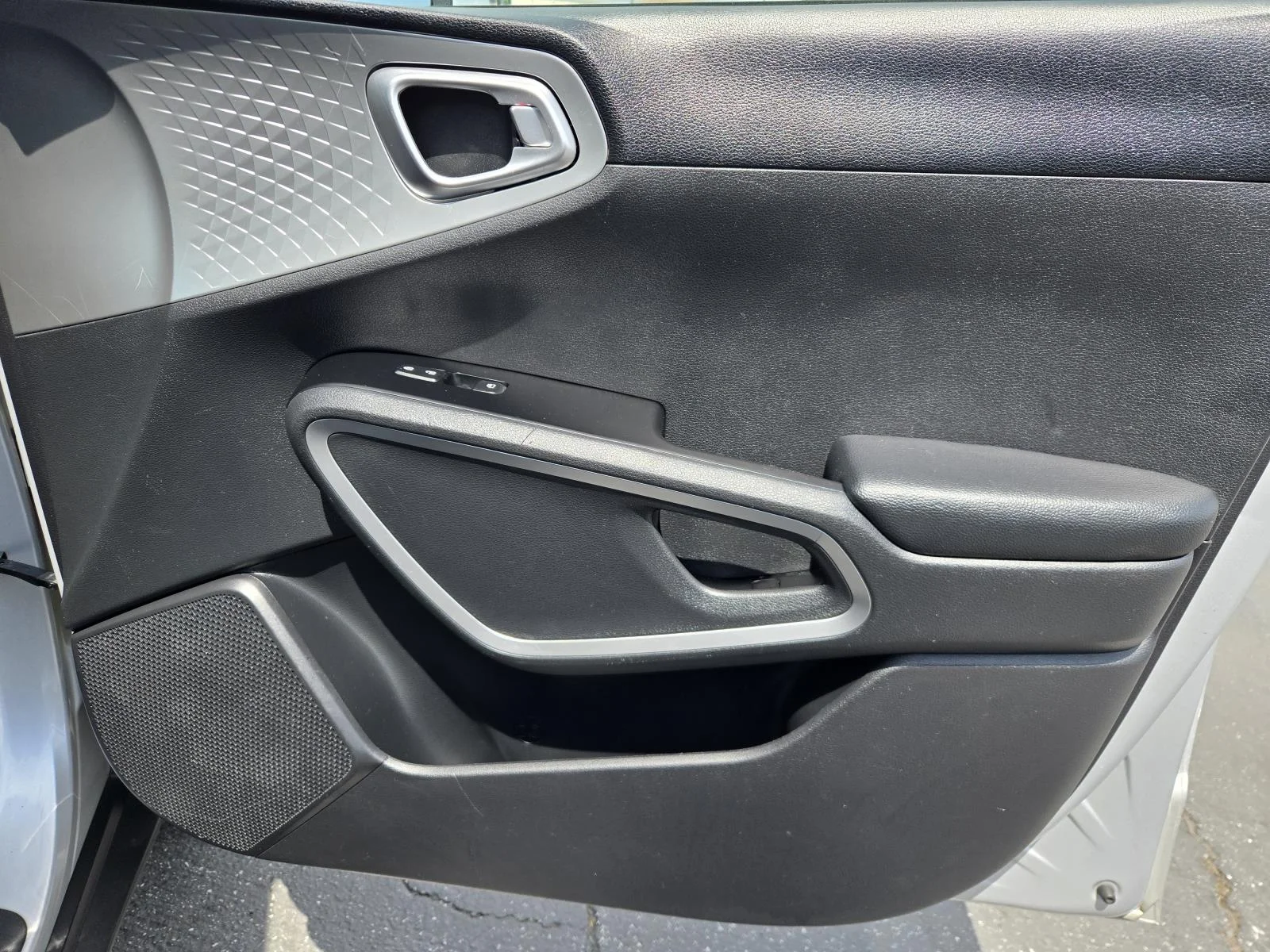 Used 2020 Sparkling Silver Kia LX Manual image 30