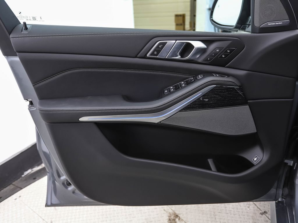 New 2026 Gray Metallic BMW xDrive50e image 9