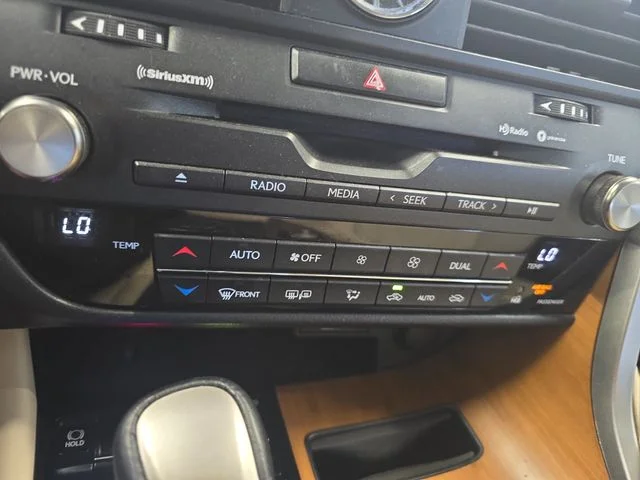 Used 2022 Silver Lexus 350 image 27