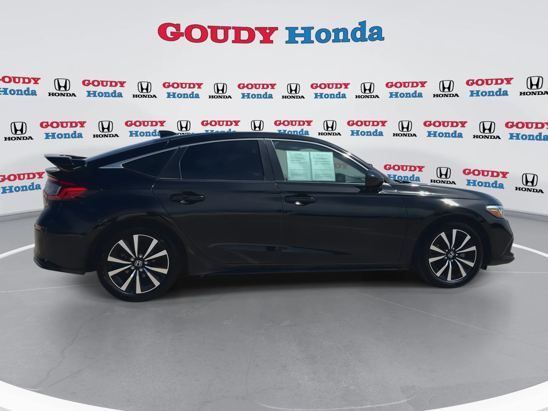 2024 Honda Civic Hatchback EX-L - Photo 9
