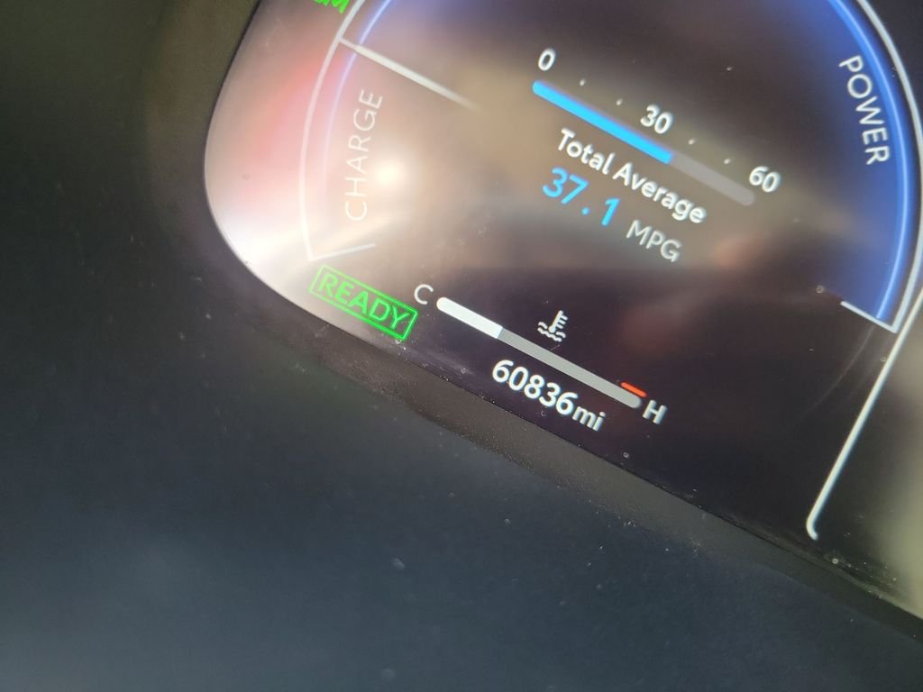 Certified Used 2025  Toyota Limited image 24