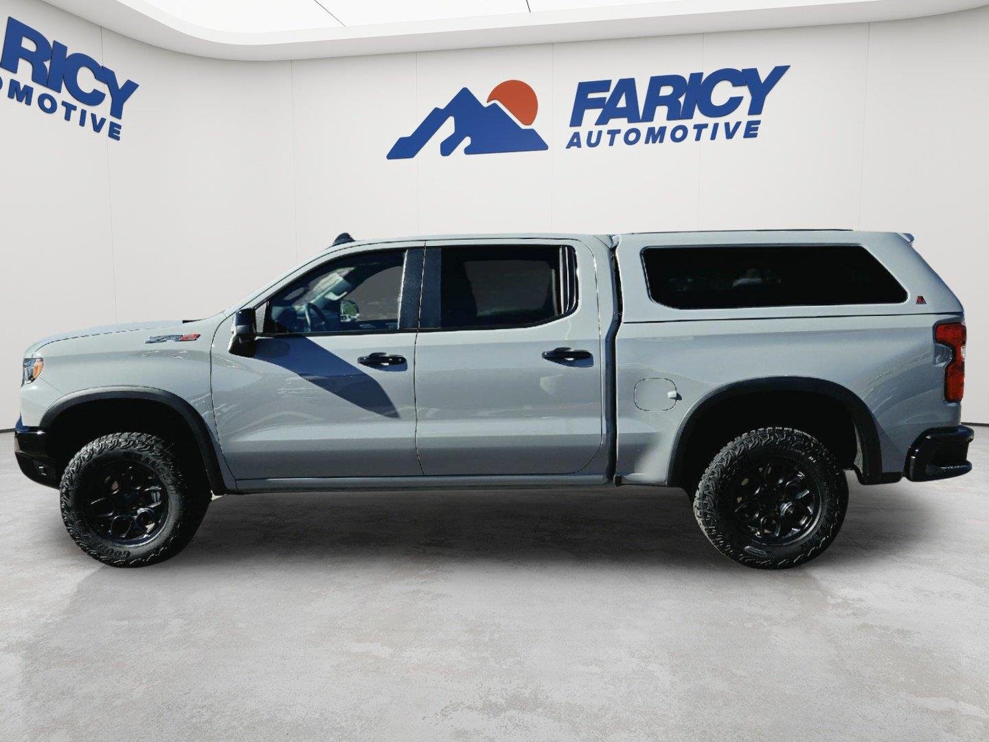 Certified Used 2024 Slate Gray Metallic Chevrolet ZR2 image 8