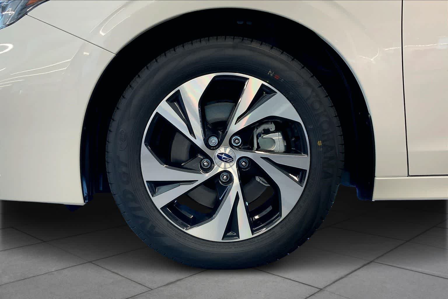 2025 Subaru Legacy Premium - Photo 10