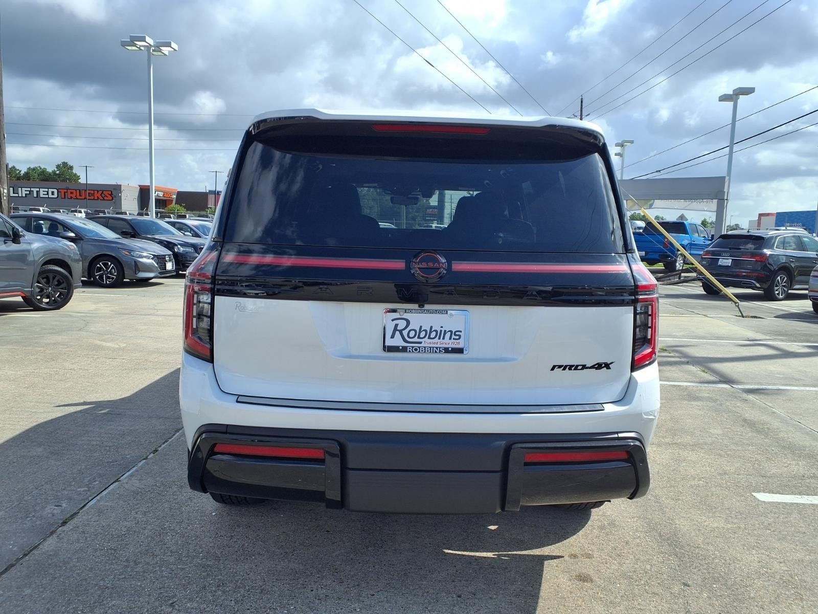 2026 Nissan Armada PRO-4X® White at Robbins Nissan
