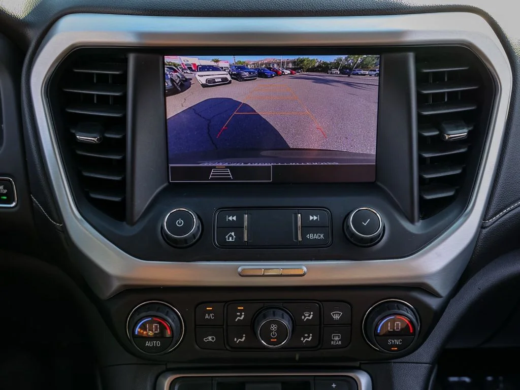 Used 2022 Gray GMC SLE image 30