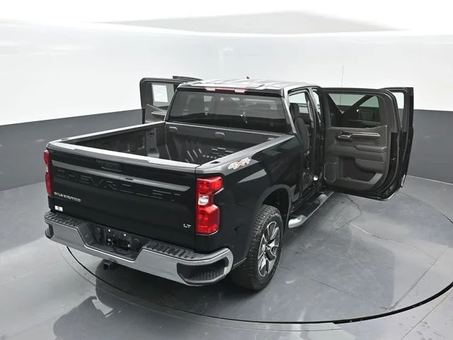 Used 2024 Black Chevrolet LT image 25