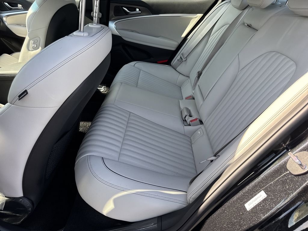 New 2026 Black Genesis 3.3T Sport Prestige image 20