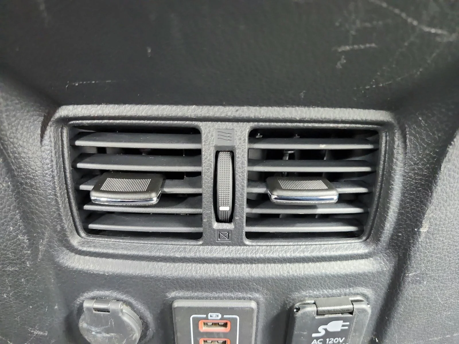Used 2023 Glacier White Nissan PRO-4X image 37