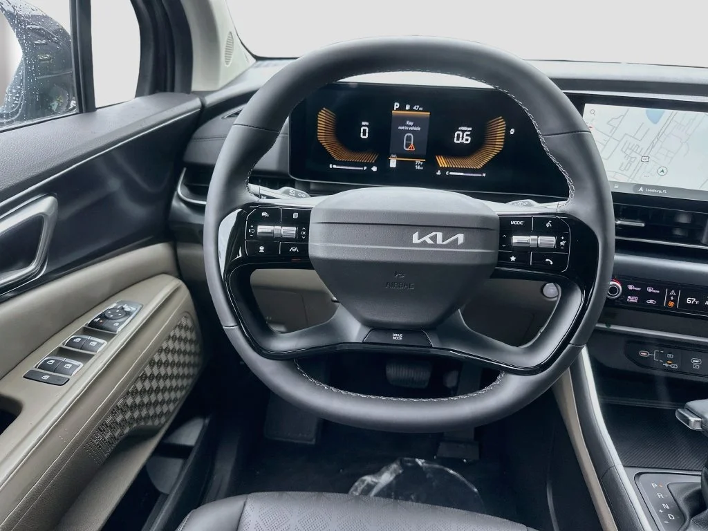 New 2027 Panthera Metal Kia LXS image 22