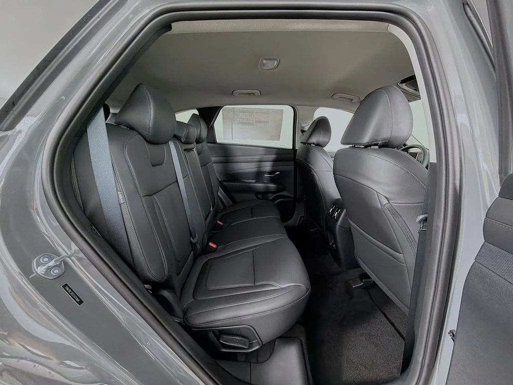 New 2026 Hampton Gray Hyundai SEL Plus image 26