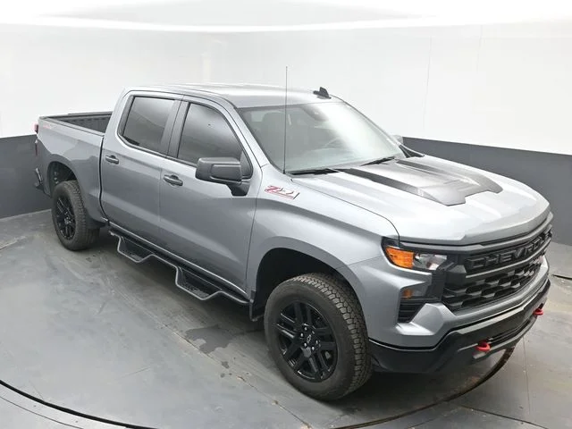 Used 2024 Gray Chevrolet Custom Trail Boss image 28