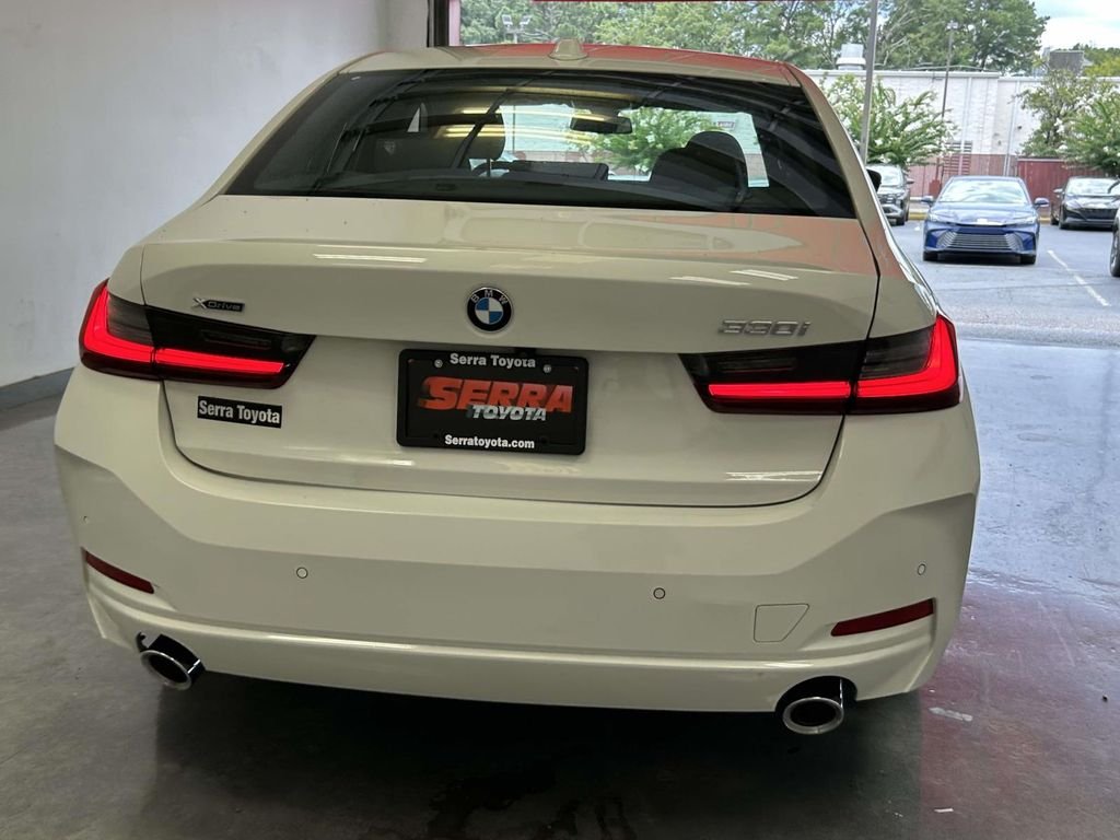 Used 2025 White BMW 330i xDrive image 4