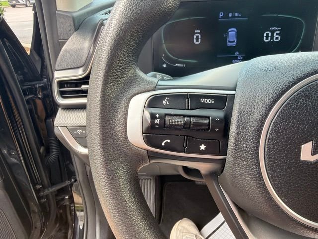 Used 2024 Black Kia LX image 33