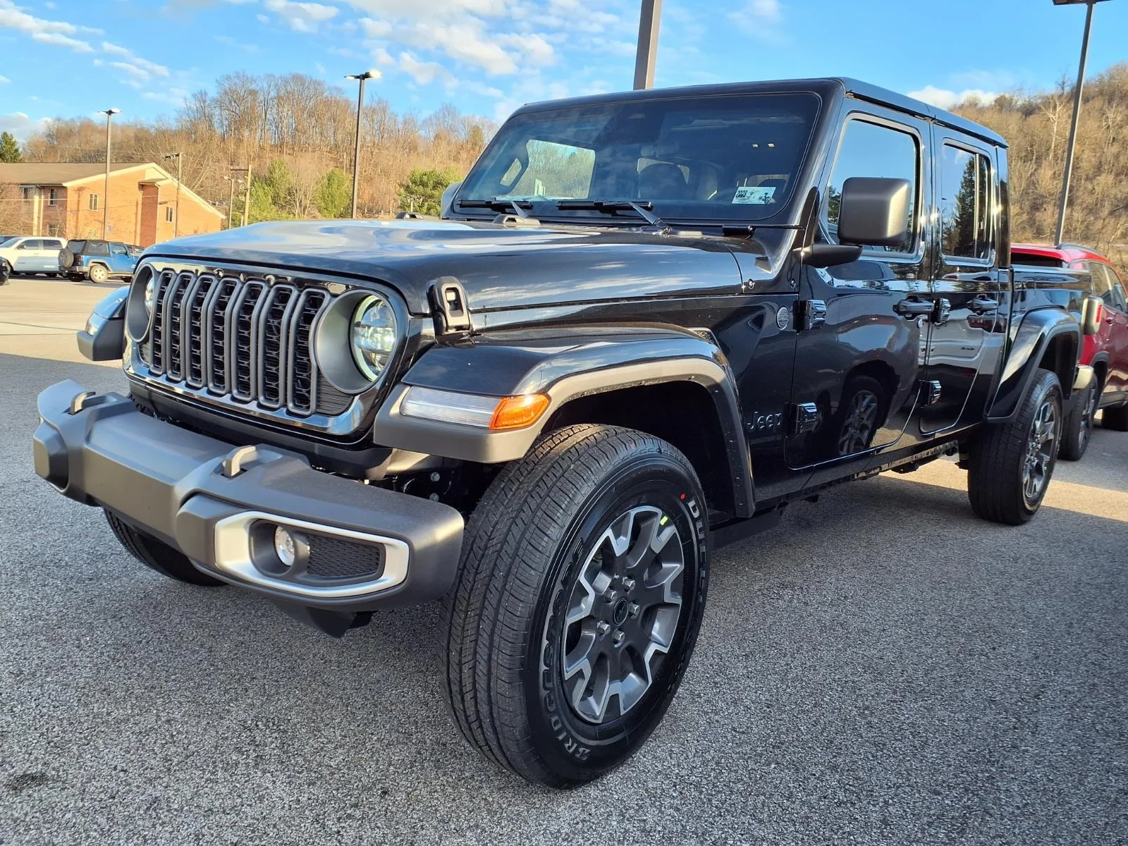 New 2026 Black Clear-Coat Exterior Paint Jeep Sahara image 3