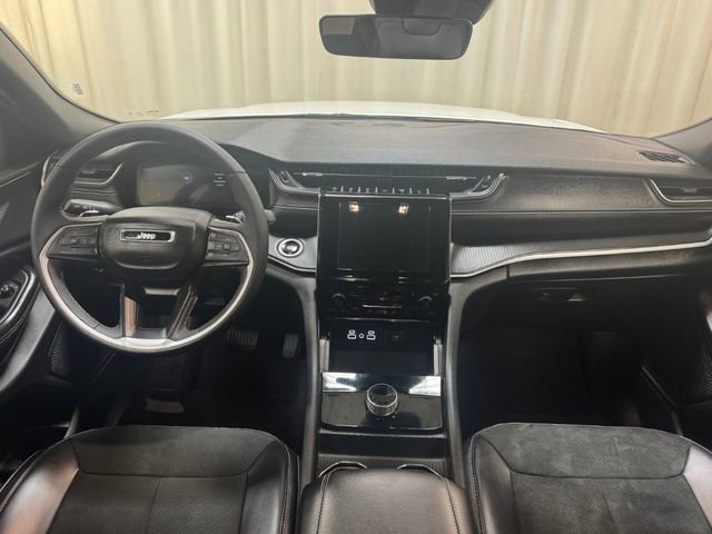 Used 2025 Bright White Jeep Altitude image 27