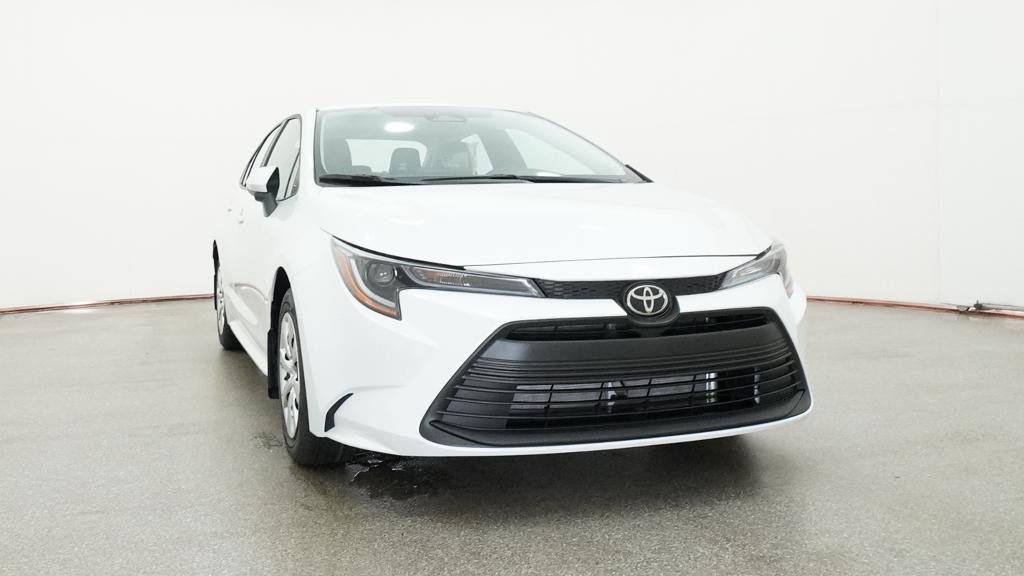 New 2026 Wind Chill Pearl Toyota LE image 7