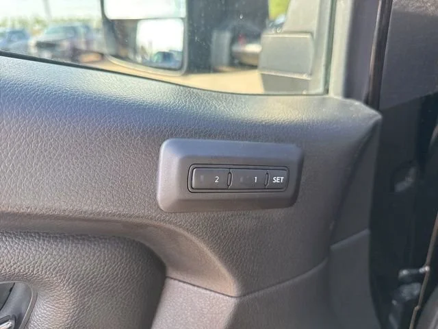 Used 2019 Magnetic Black Nissan SL image 14