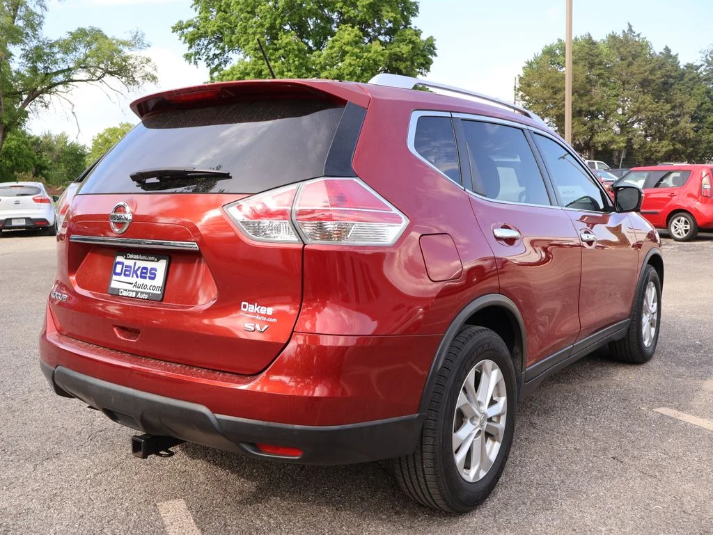 Used 2016 Nissan Rogue SV with VIN KNMAT2MT5GP600963 for sale in Kansas City