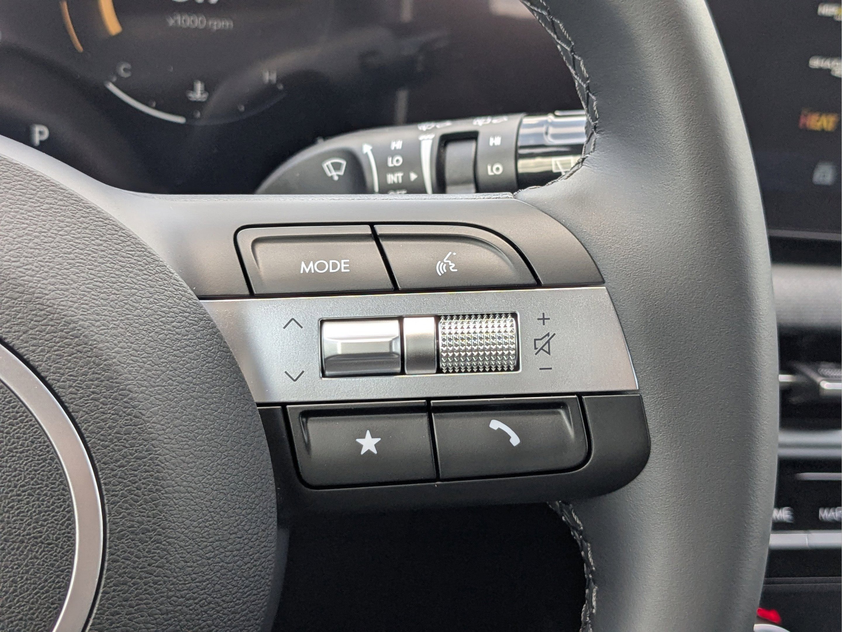 New 2026 Ecotronic Gray Hyundai SEL Premium FWD image 32