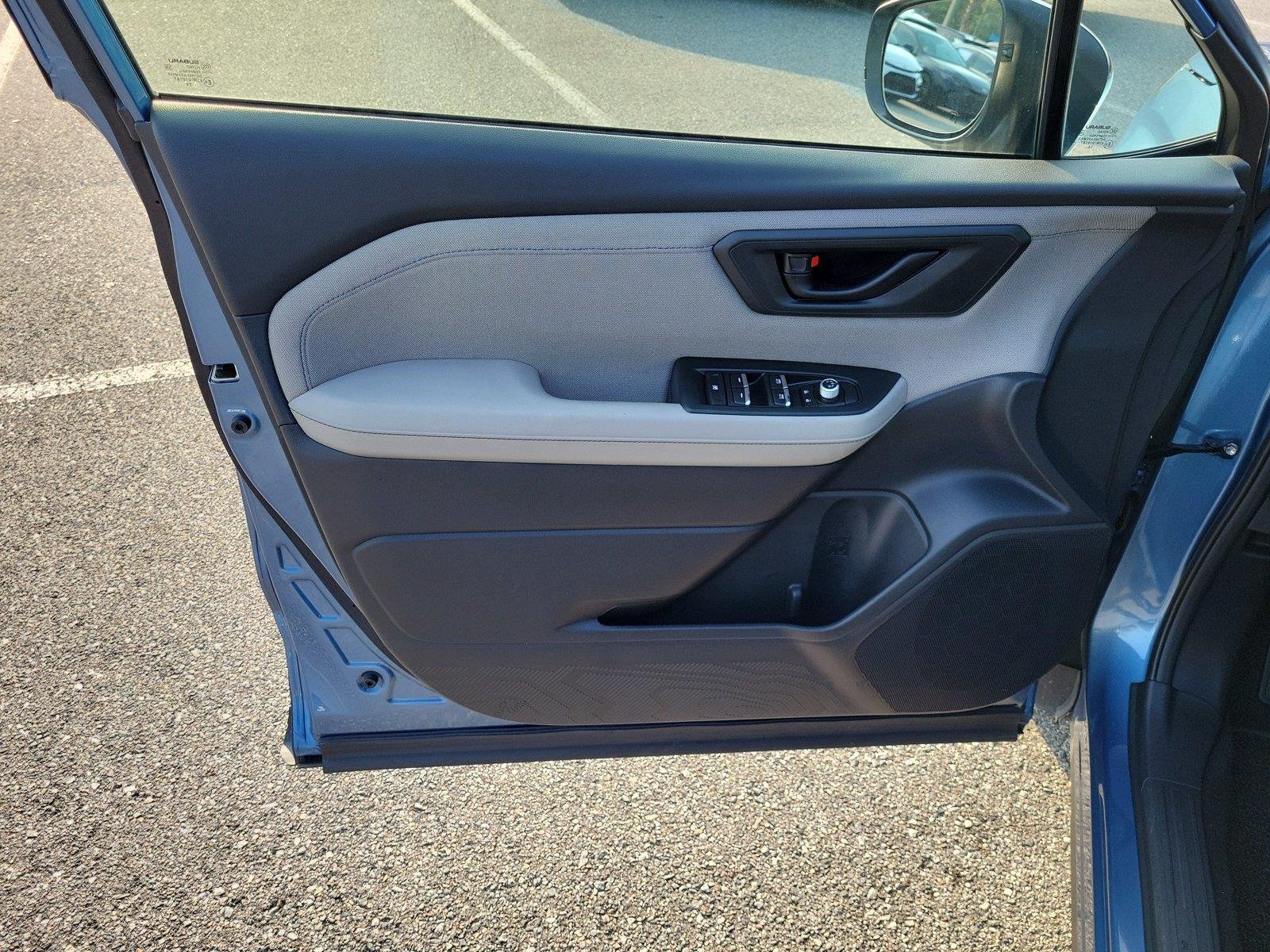 Used 2025 Horizon Blue Pearl Subaru Premium image 16