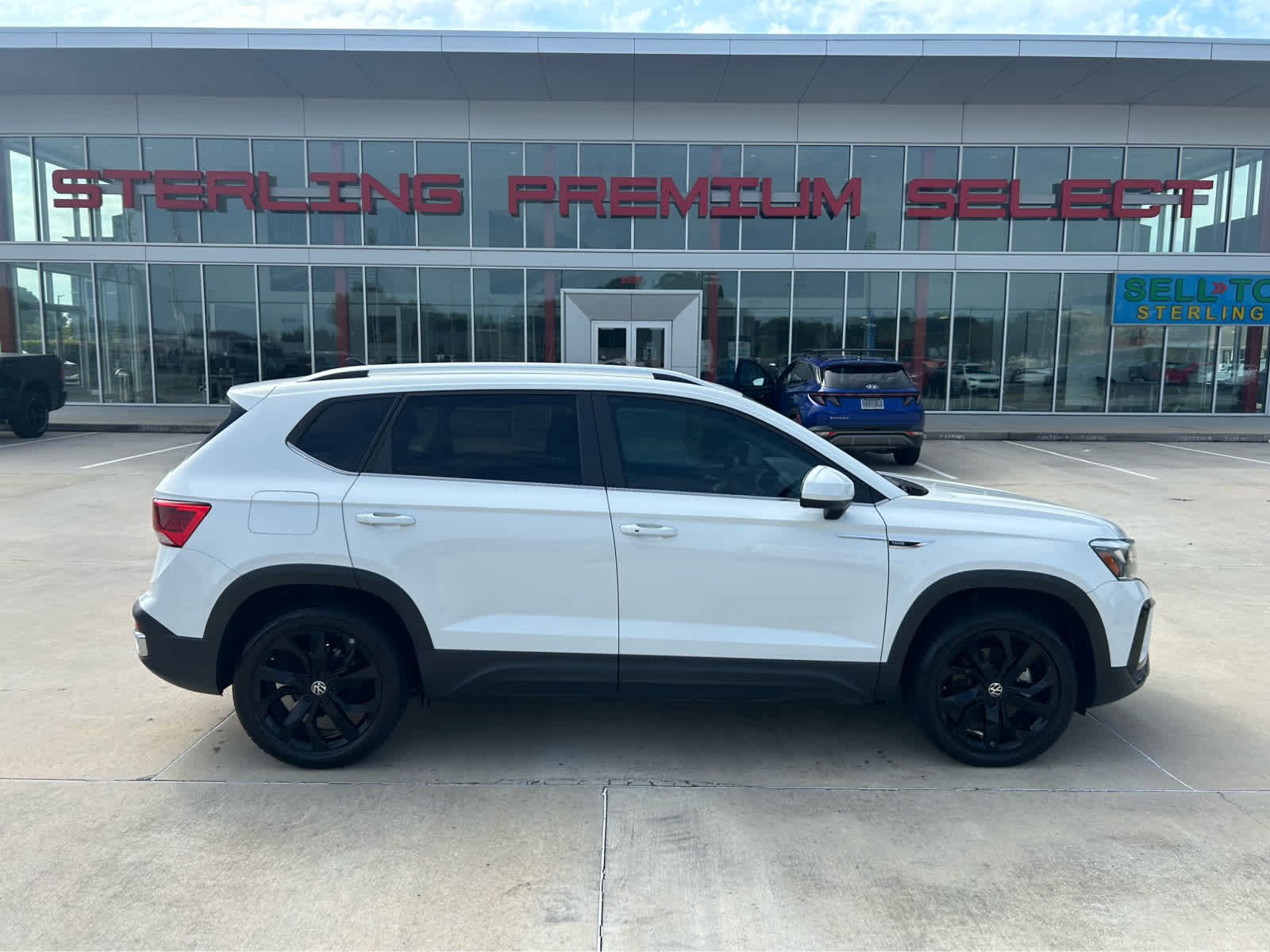 2023 Volkswagen Taos SE