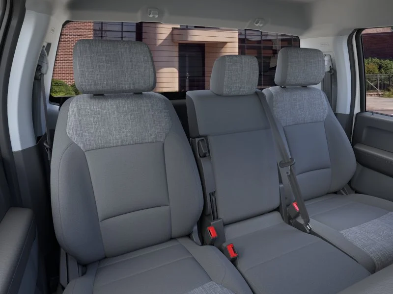 New 2026 Oxford White Ford F-250® XLT image 38